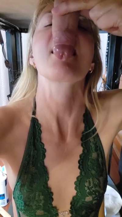 I drain dick in seconds 