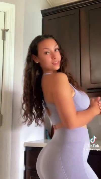 Top tier queen kaelani 😍