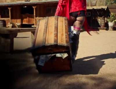 Best cuts from 'Wanted Woman' music video