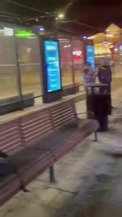 Super Mario got kicked out of Finnish pub and then destroys pub's windows with various in-game items. 