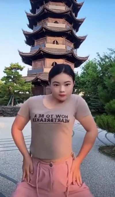 I don't know what they call this kind of dancing, but it definitely takes talent. 🤯