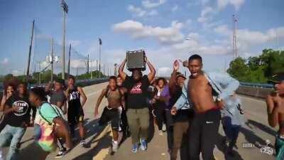 Everyone when episode 158 dropped