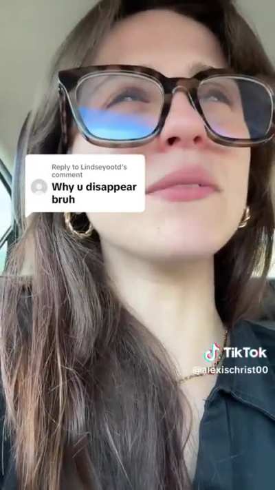 here's the reason why she stopped posting 😭 bitch said there was too many disgusting men on her page.... like she didn't just show off her fucking ass for months teasing them.