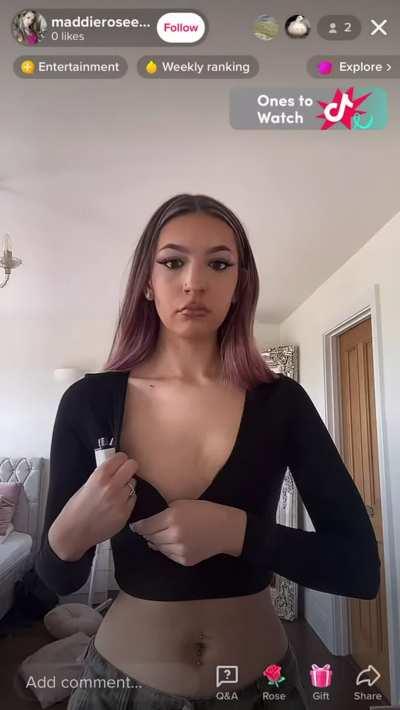 Nipple \ Nipples \ Nipslip \ slip \ tiktok \ ig instagram [JOIN]