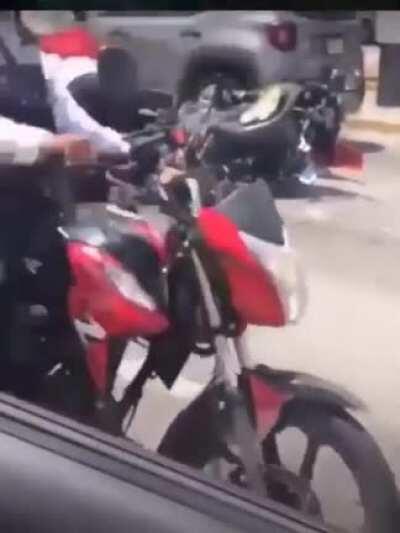 Cop chose the wrong biker to assault
