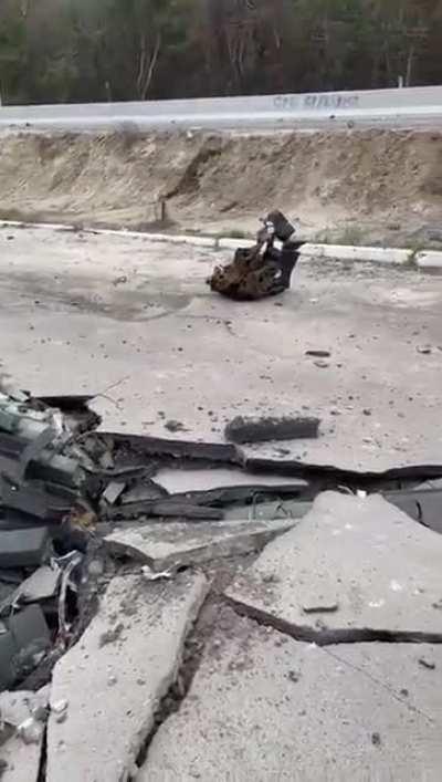 A Russian T-72 tank was hit by a missile in Chernihiv, and decided to become one with the tarmac