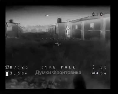 Ukrainian drone strikes russian drone operator who has just launched his drone