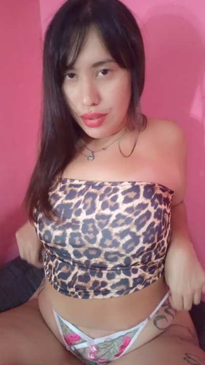 Imagine having someone who sweetens your routine, who sends you affectionate audios and then a steamy video to take your mind off anything else. I'm your virtual girlfriend, your companion, and your greatest turn-on. GFE with daily audios, pics & clip