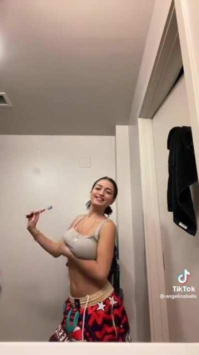 More than a Handful 😊 [angelinabalis]