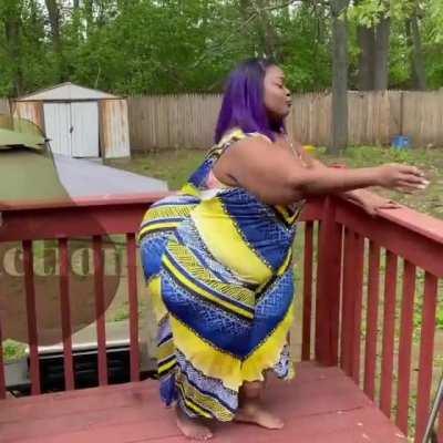 mega chocolate ssbbw pear.