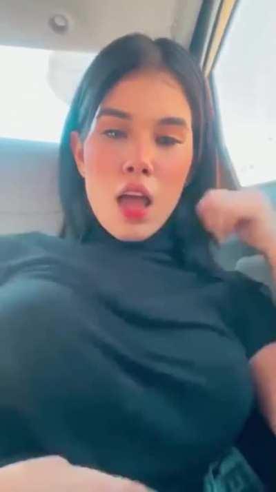 VENDO CONTENIDO MICHELLE RABBIT