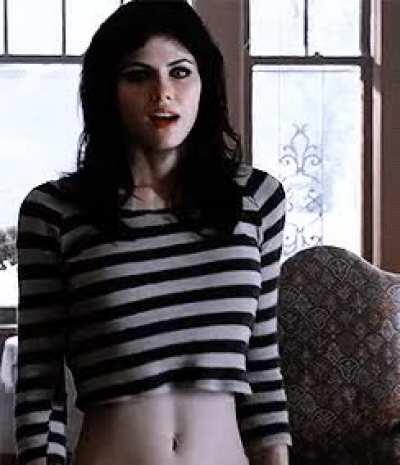 Smoking hot in 'Texas Chainsaw'