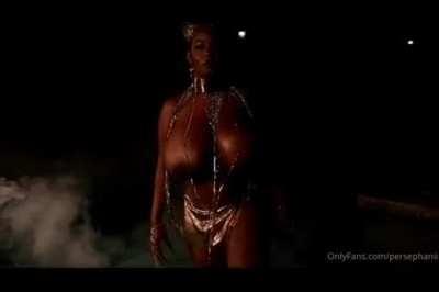 Persephanii tha titty princess