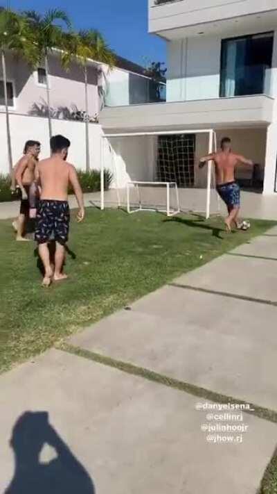 AVISO PRO PESSOAL DO REDDIT AVISO URGENTE 