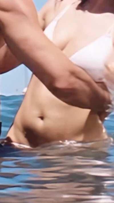 Shraddha has crossed all limits by exposing her gori, chikni, nangi chut to millions of men who're eager to rip her apart...🤤