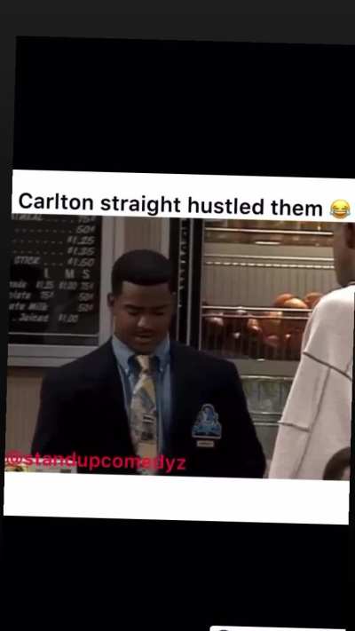 BLT = bread lettuce n tomatoe...🤣 🤣 🤣 🤣 Carlton is something else