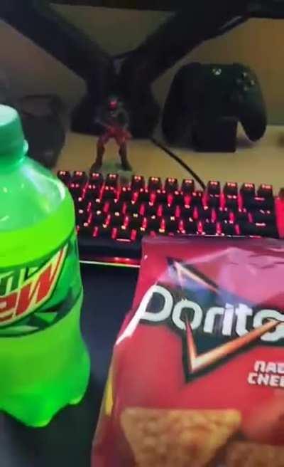 As a lifelong Nintendo/PS/PC gamer, I'm trying my best to get the full Halo experience