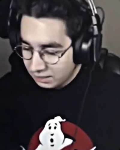 Sahneye ilk çıktığımda 300 kişi vardı...