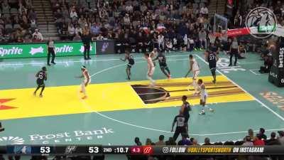 [Highlight] After Wemby hits a 30’ footer, Mike Conley hits a 27’ foot 3 pointer of his own!