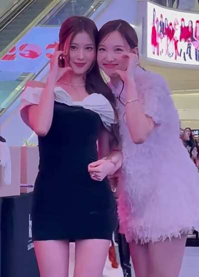 241215 - Sana and Nayeon posing together