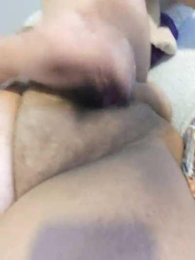 My fat hairy cunt is waiting...