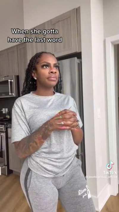 Damn, she really got a thick pussy 🤤🤤