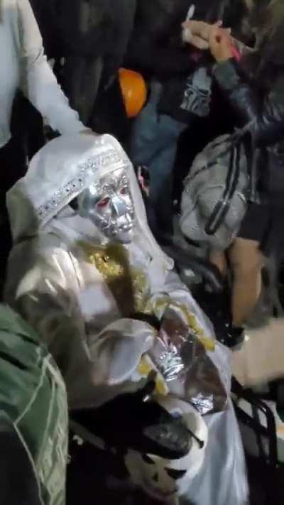 Le sabian los padres