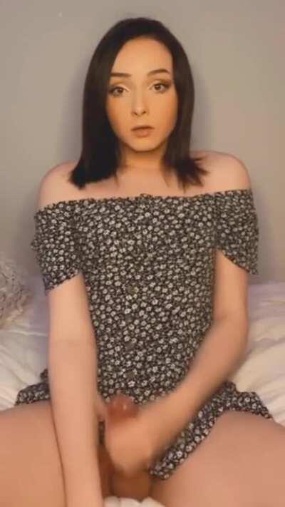 going without panties in this dress turned me on 😉