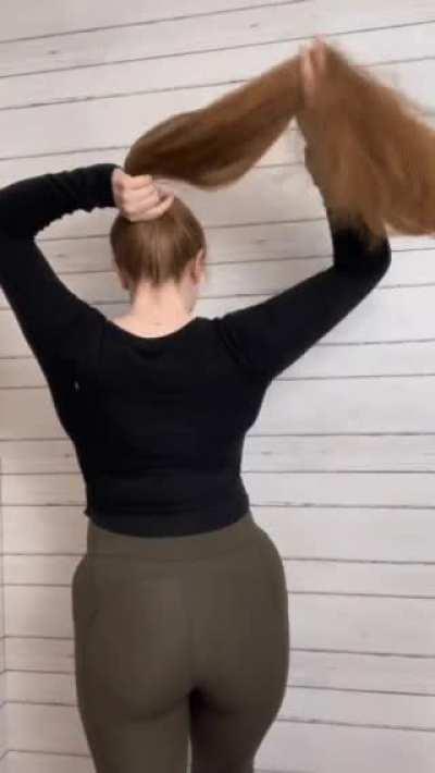 Freshly washed hair 🤤