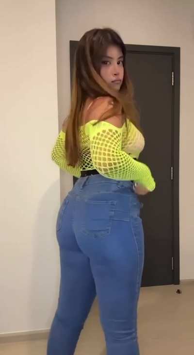 Would you sniff that bootie