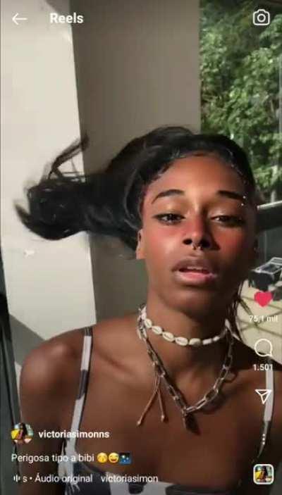 victoriasimonns com certeza é uma deusa