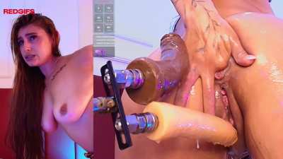 Pee, Anal Finger, Splitview Luna Monroe