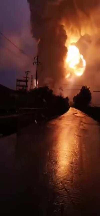 2021-07-20 Heavy rain in Hunan China caused aluminum factory explosion