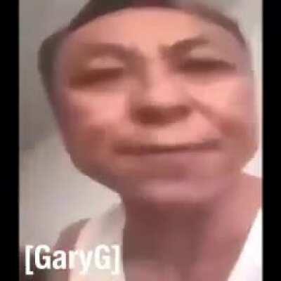 zardy yelling at a cat for 19 seconds [OC]