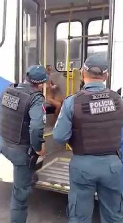 Naked Girl On Cheap Drugs Arrested On The Bus In Brazil