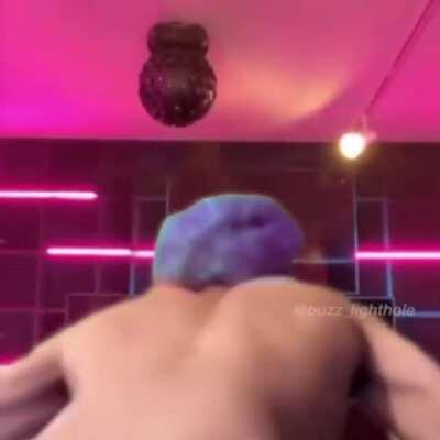 POV: You're a str*gg*t but you hear Drum Go Dum in-game and it sounds kind of catchy