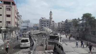 Drone footage over Gaza City, per Bloomberg:  