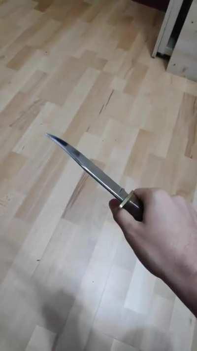 I just realized that my old knife just looks like the Terrorist standard knife from CS:GO... lol