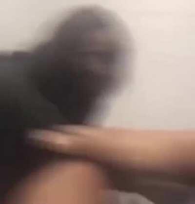 woman tries to kidnap peeing child in front of mother.