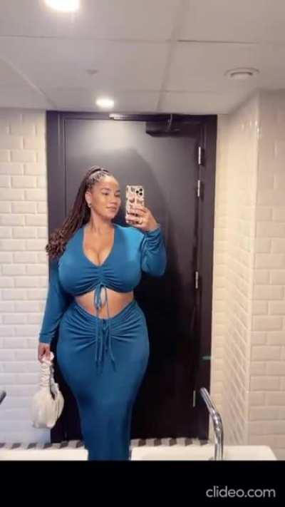 Stunning figure blue dress