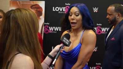 Mia Yim at Love & WWE Event!