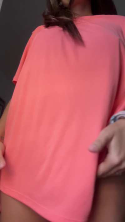 Revealing my meaty vagina 