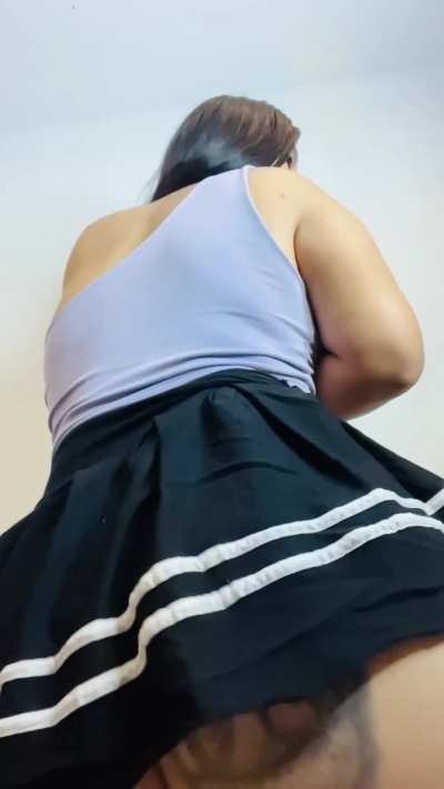 “Just me, my curves, and a little shake to brighten your day ”