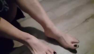 Why would you break into her house knowing she's evil? 🤦🏻‍♂️