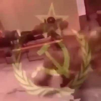 Hey! Privet sukablyat' !