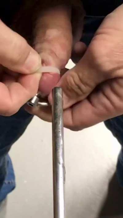 Pulling my plug to ride the rail..... I love being stuffed, anyone want to join me.