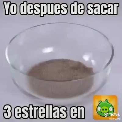 *se saca un doctorado *