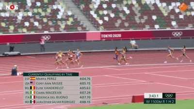 Sifan Hassan falls during 1.500 meter sprint but still manages to win race