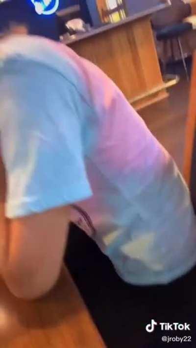 Absolutely disgusting... sound on...