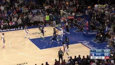 [Highlight] Tobias Harris gets to the line and fouls out KAT with 18.5 left after a messy possession